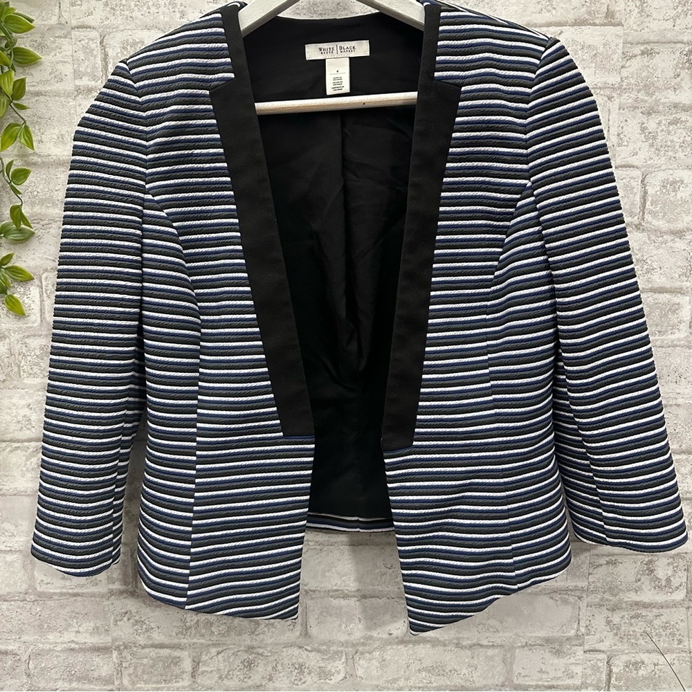 White House Black Marker blazer women’s size 4 color striped